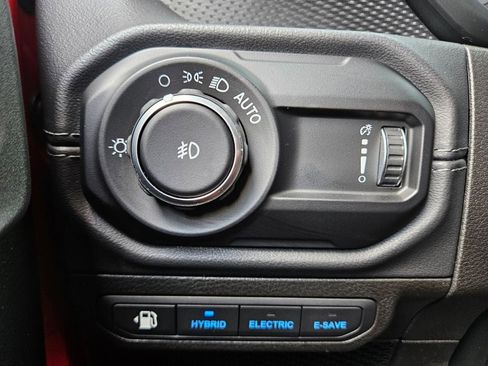 Used 2024 Jeep Wrangler Unlimited Rubicon 4xe image 19