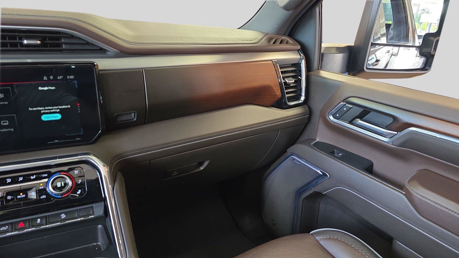 Used 2024 GMC Sierra 2500 Denali AWD/4WD image 26