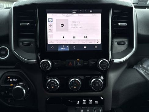 New 2026 RAM 1500 Express AWD/4WD image 14