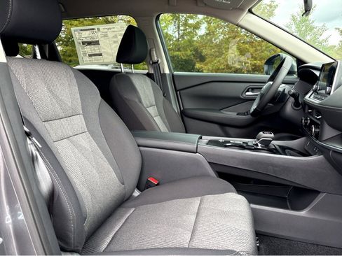 New 2026 Nissan Rogue SV w/ Cold Weather Package image 10