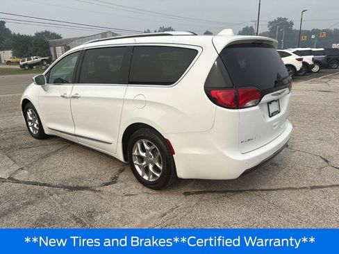 Used 2019 Chrysler Pacifica Limited FWD image 42