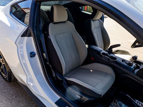 Used 2019 Ford Mustang GT w/ Equipment Group 301A image 26