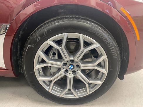 Used 2024 BMW X7 xDrive40i image 31