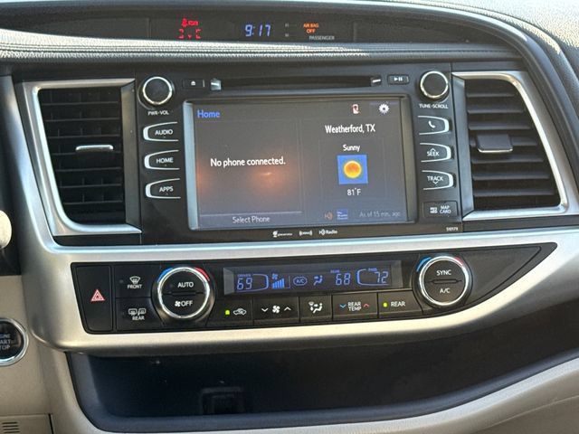 Used 2018 Toyota Highlander XLE AWD/4WD image 13