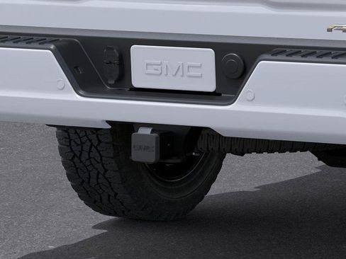 New 2026 GMC Sierra 2500 AT4 w/ AT4 Premium Plus Package AWD/4WD image 15