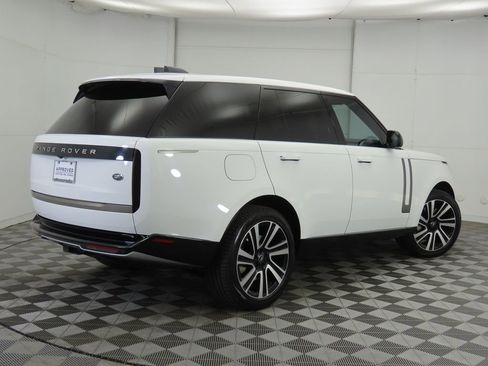 Certified 2023 Land Rover Range Rover SE image 5