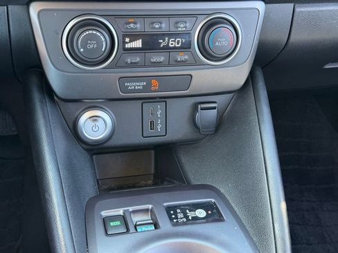 Certified 2025 Nissan Leaf S FWD image 18