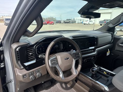 New 2026 Chevrolet Silverado 1500 RST w/ RST All Star Premium Package image 9