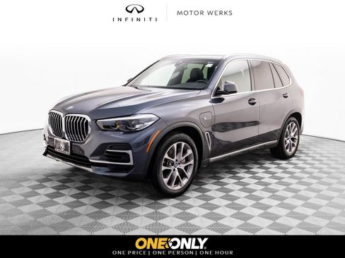 Used 2022 BMW X5 xDrive45e w/ Climate Comfort Package image 1