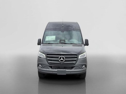 New 2026 Mercedes-Benz Sprinter 2500 image 9
