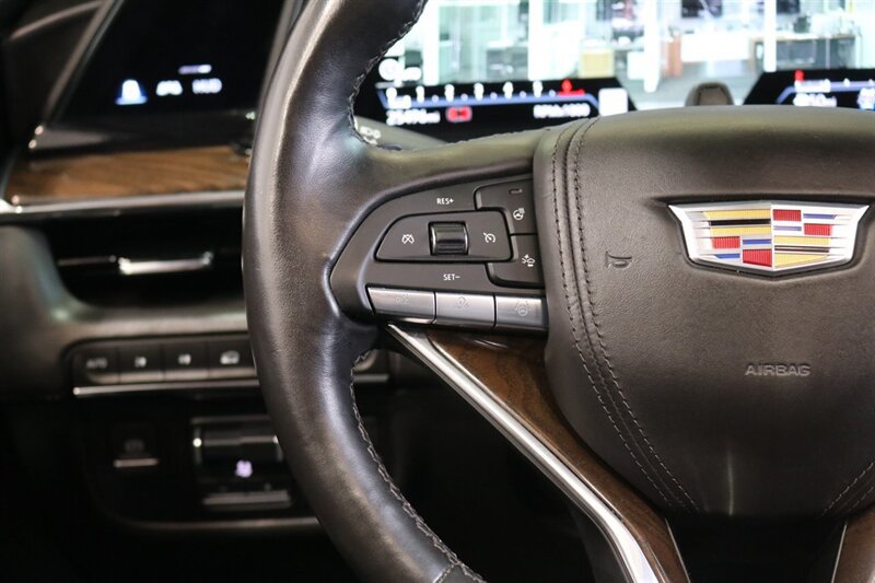 Used 2024 Cadillac Escalade Sport Platinum w/ LPO, ONYX Package AWD/4WD image 62