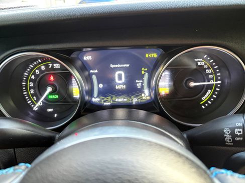 Used 2021 Jeep Wrangler Unlimited Rubicon 4xe w/ Steel Bumper Group image 17