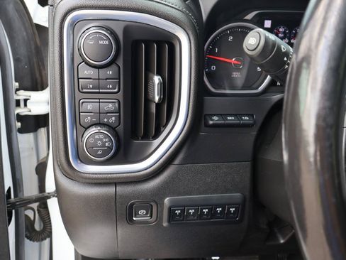 Used 2020 Chevrolet Silverado 2500 LTZ w/ LTZ Premium Package AWD/4WD image 13