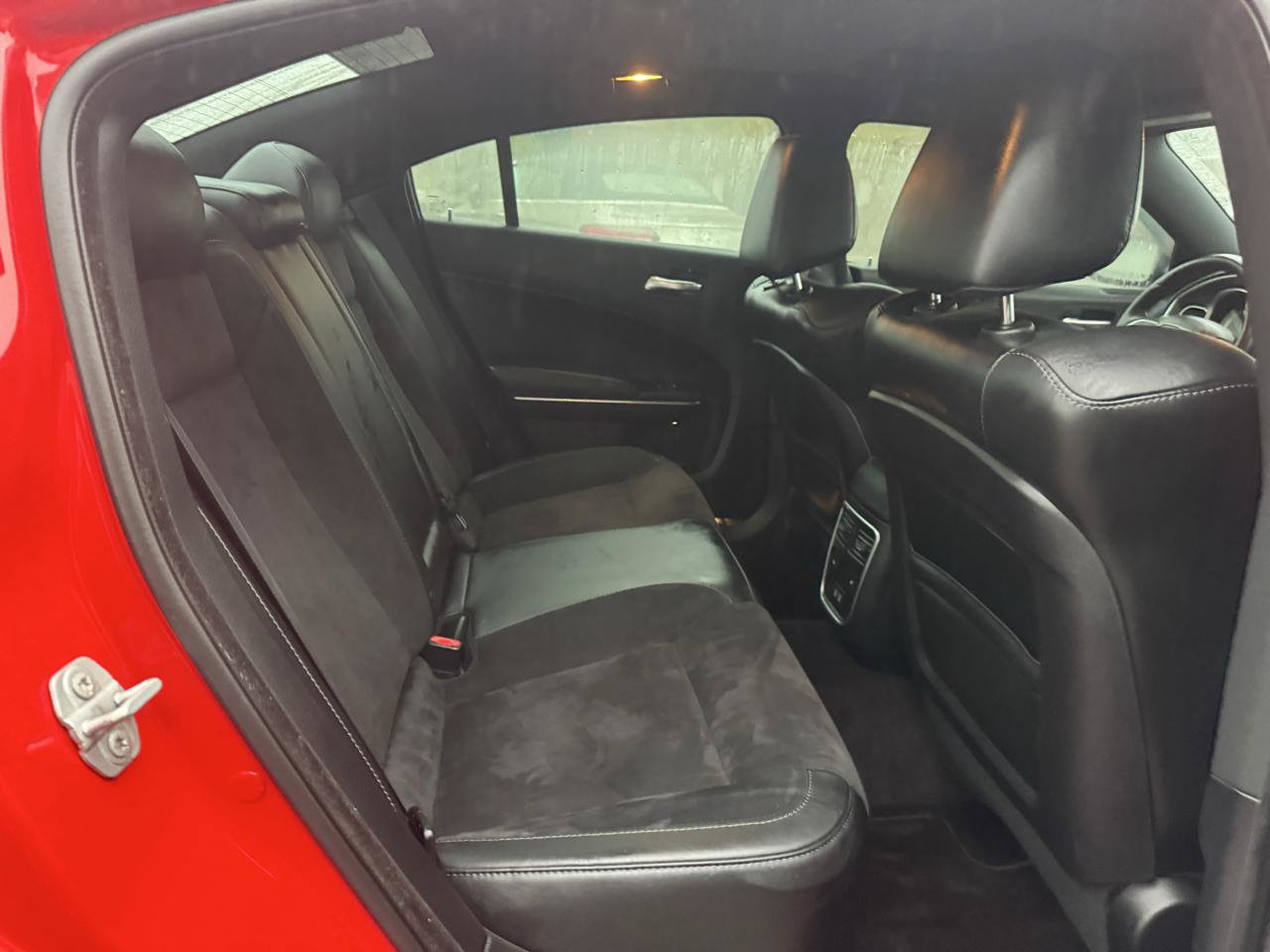 Used 2018 Dodge Charger R/T Scat Pack w/ Dynamics Package RWD image 22