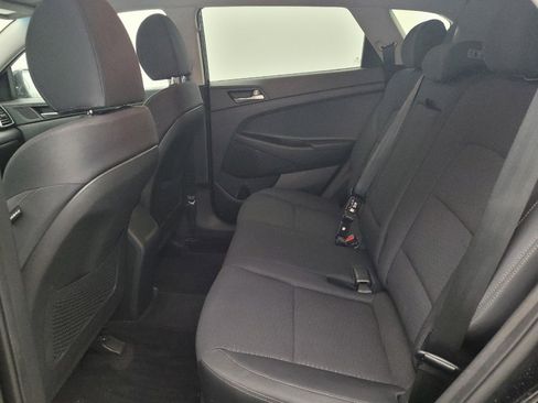 Used 2021 Hyundai Tucson SE w/ Cargo Package FWD image 18