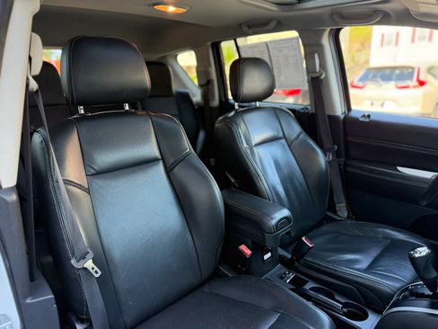 Used 2016 Jeep Compass High Altitude AWD/4WD image 15