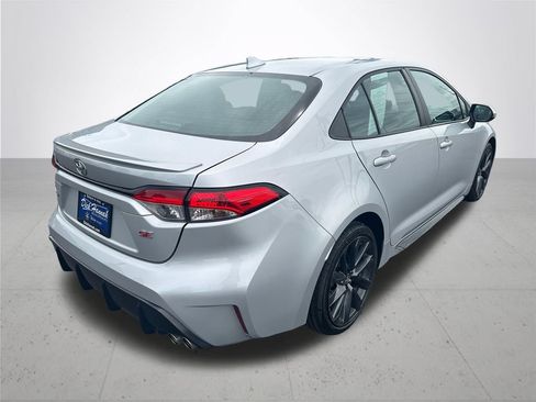 Used 2023 Toyota Corolla SE FWD image 7