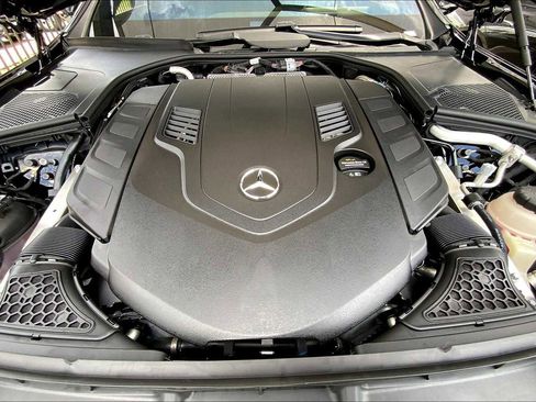 New 2025 Mercedes-Benz S 580 4MATIC Sedan image 18