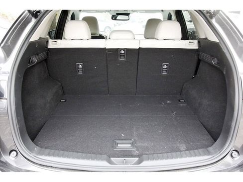 Certified 2025 MAZDA CX-5 AWD 2.5 S w/ Preferred Package image 6