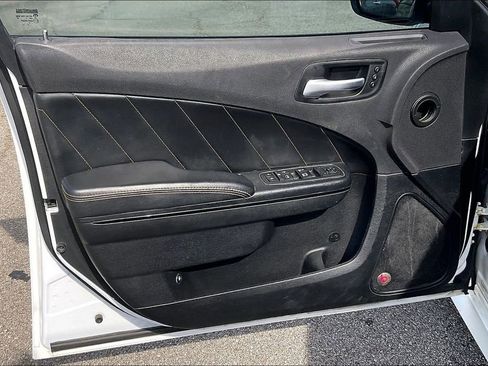 Used 2017 Dodge Charger R/T RWD image 21