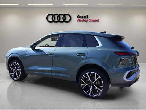 New 2026 Audi Q3 quattro 2.0T AWD/4WD image 3