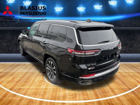 Used 2023 Jeep Grand Cherokee L Overland w/ Luxury Tech Group IV image 6