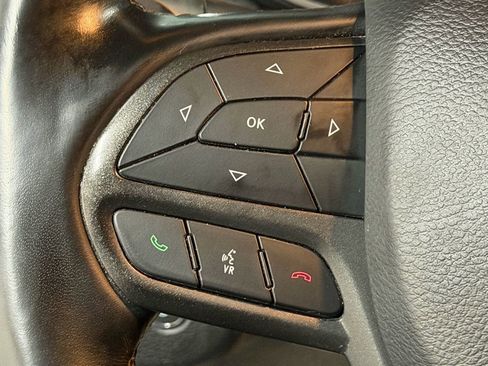 Used 2020 Jeep Cherokee Trailhawk w/ Comfort/Convenience Group image 40