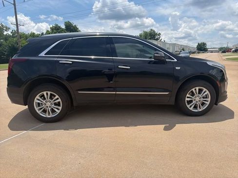 Certified 2025 Cadillac XT5 Luxury FWD image 6