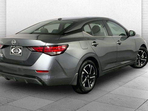 Used 2025 Nissan Sentra SV w/ All-Weather Package FWD image 13