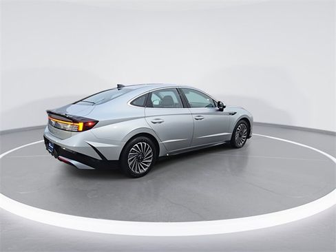 Certified 2024 Hyundai Sonata SEL image 8