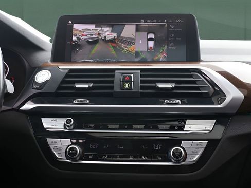 Used 2021 BMW X4 xDrive30i image 39