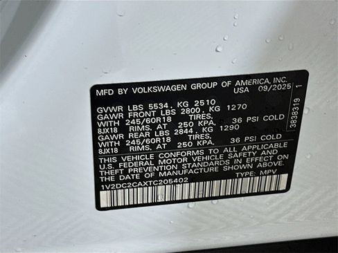 New 2026 Volkswagen Atlas Cross Sport SE image 27