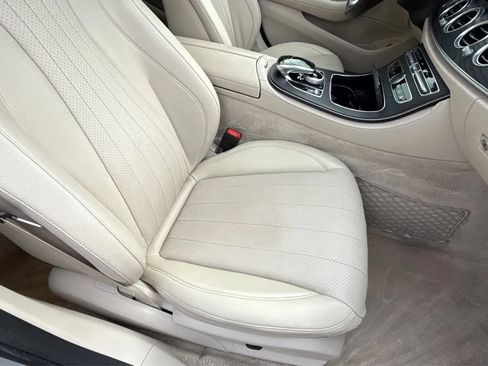 Used 2018 Mercedes-Benz E 300 image 18