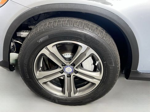 Used 2017 Mercedes-Benz GLC 300 image 13