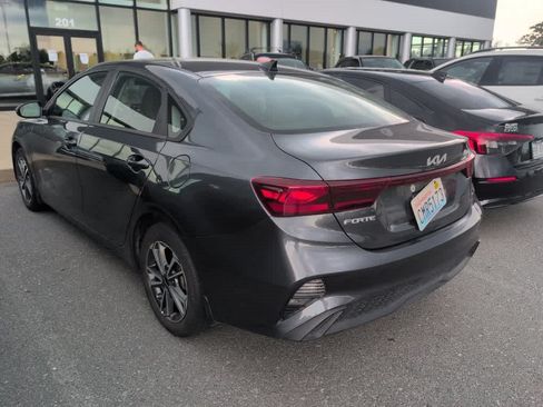 Used 2024 Kia Forte LXS FWD image 6