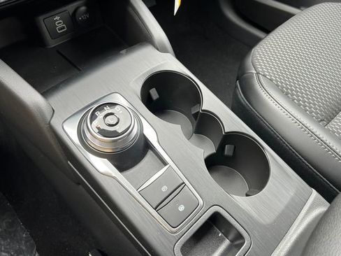 New 2024 Ford Escape SE FWD image 21