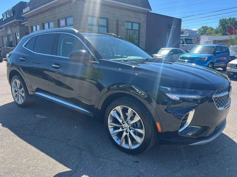 Used 2023 Buick Envision Avenir AWD/4WD image 2