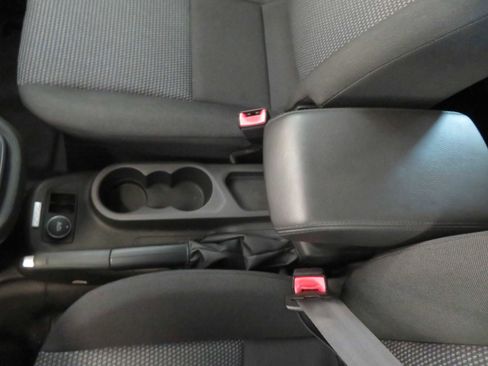 Used 2016 Ford Transit Connect XL image 42