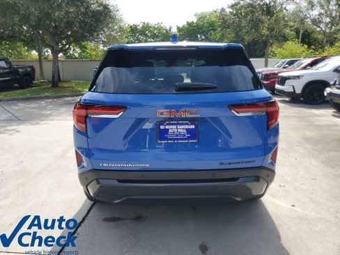 Used 2025 GMC Terrain Elevation AWD/4WD image 3