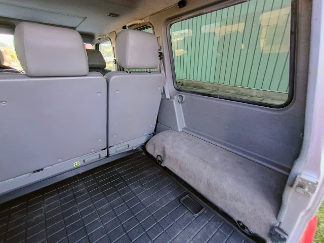 Used 2002 Mercedes-Benz G 500 image 81