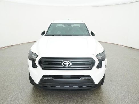 New 2026 Toyota Tacoma SR5 image 2