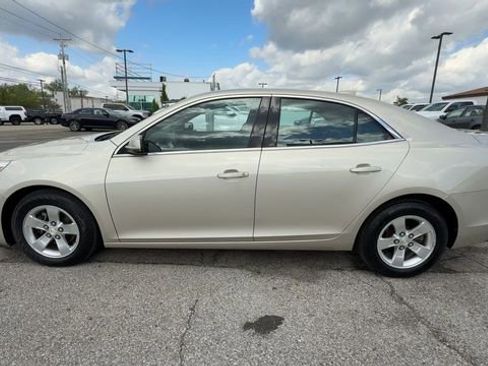 Used 2015 Chevrolet Malibu LT FWD image 5