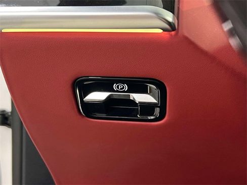 Used 2023 Mercedes-Benz S 580 4MATIC Sedan image 19