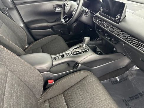 Certified 2025 Honda HR-V Sport image 25