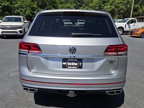 Used 2021 Volkswagen Atlas SE w/ Panoramic Sunroof Package FWD image 13