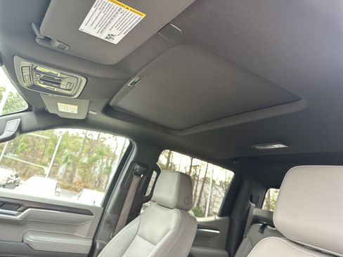 Used 2023 GMC Sierra 1500 SLT w/ SLT Premium Plus Package image 28