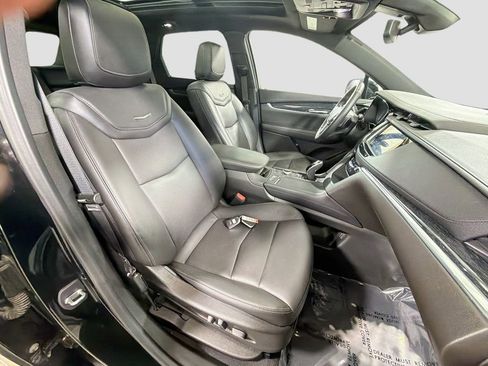 Used 2022 Cadillac XT5 Premium Luxury AWD/4WD image 30