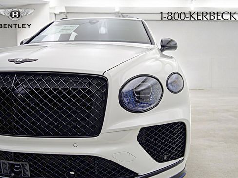 New 2025 Bentley Bentayga image 11
