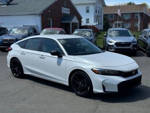 Used 2025 Honda Civic Sport image 3