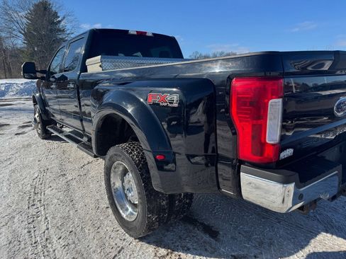 Used 2018 Ford F450 XLT w/ XLT Premium Package image 10